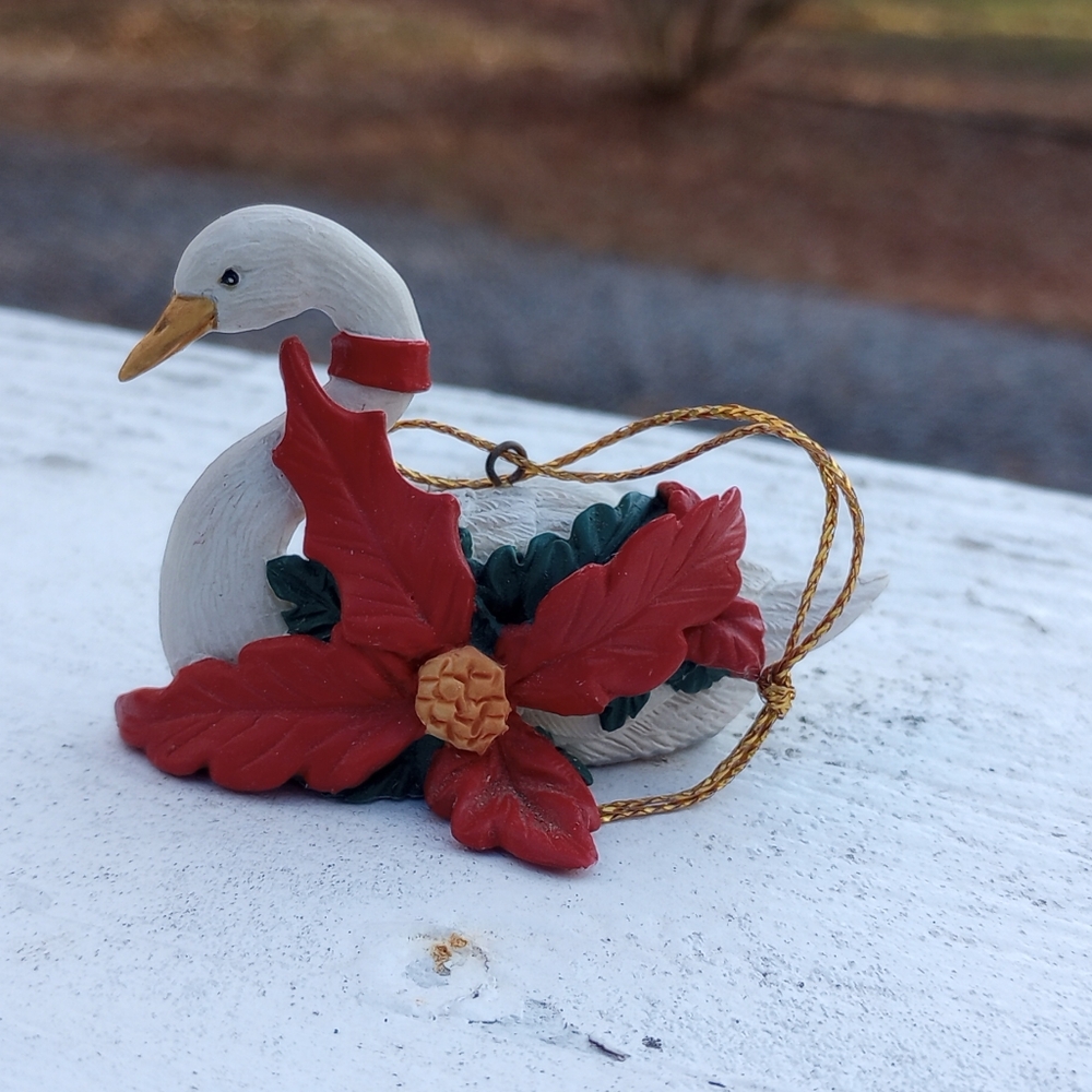 Tom Rubel Christmas Animals Collection Swan Ornament
